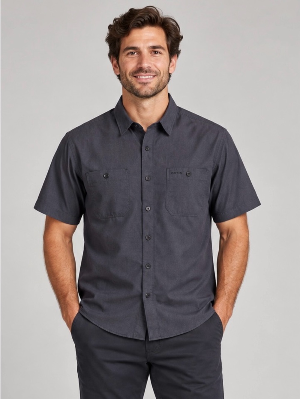 Orvis Men's Short-Sleeve Button-Down Shirt in Charcoal